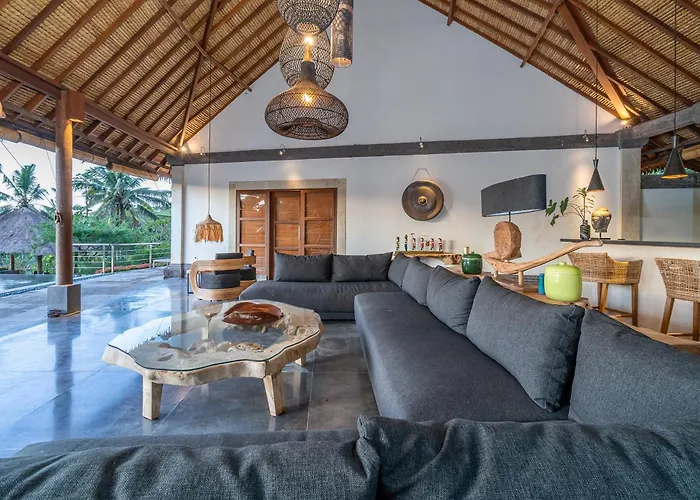 Themma Jungle - Sumptuous 3br Luxury With Majestic Jungle View In North Of