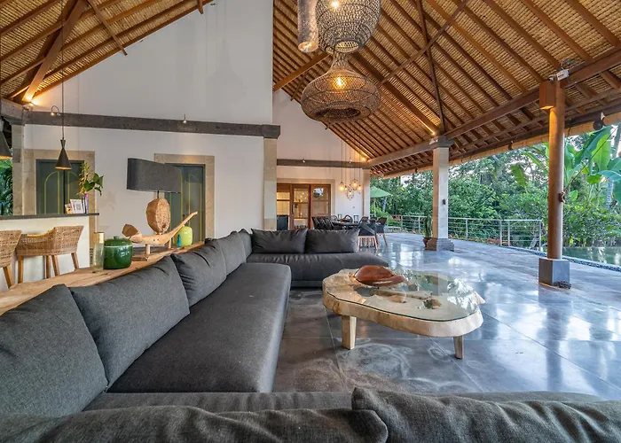 Villa Themma Jungle - Sumptuous 3br Luxury With Majestic Jungle View In North Of