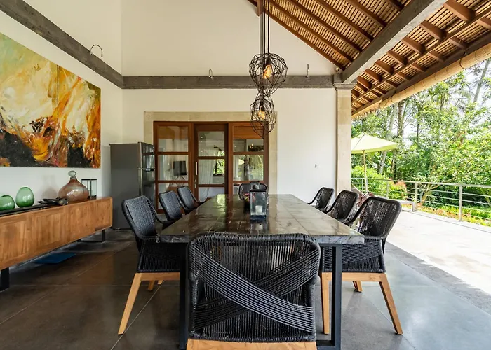 Themma Jungle - Sumptuous 3br Luxury With Majestic Jungle View In North Of