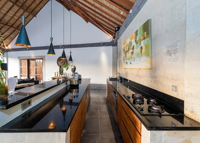 Themma Jungle - Sumptuous 3br Luxury With Majestic Jungle View In North Of Ubud