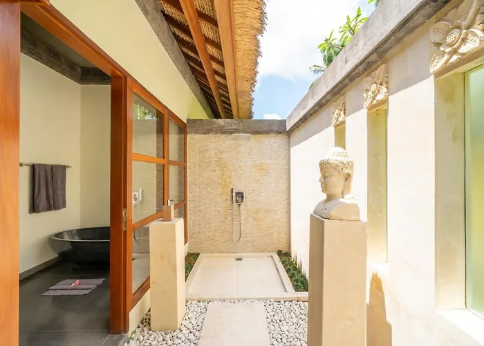 Themma Jungle - Sumptuous 3br Luxury With Majestic Jungle View In North Of Ubud