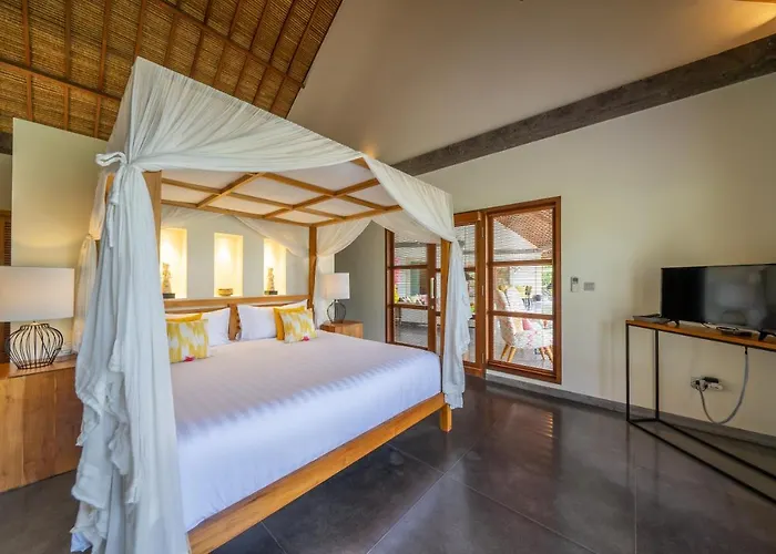 Themma Jungle - Sumptuous 3br Luxury With Majestic Jungle View In North Of Villa *